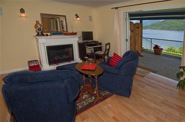 At The Shore Bed And Breakfast Sechelt Buitenkant foto
