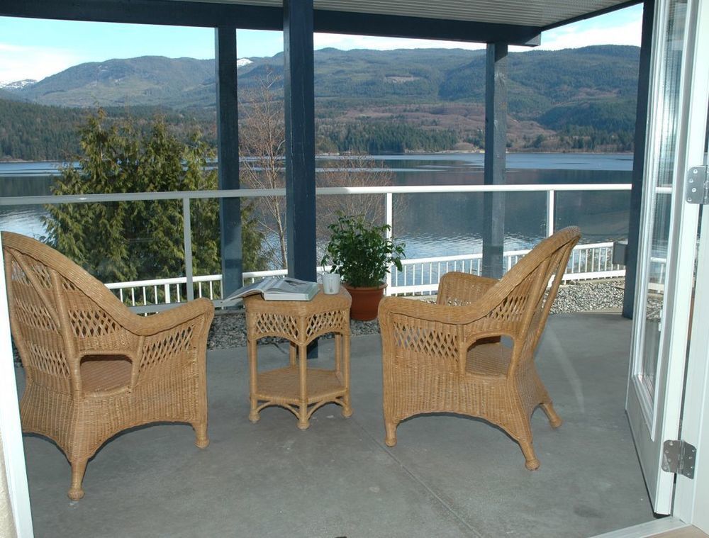 At The Shore Bed And Breakfast Sechelt Buitenkant foto