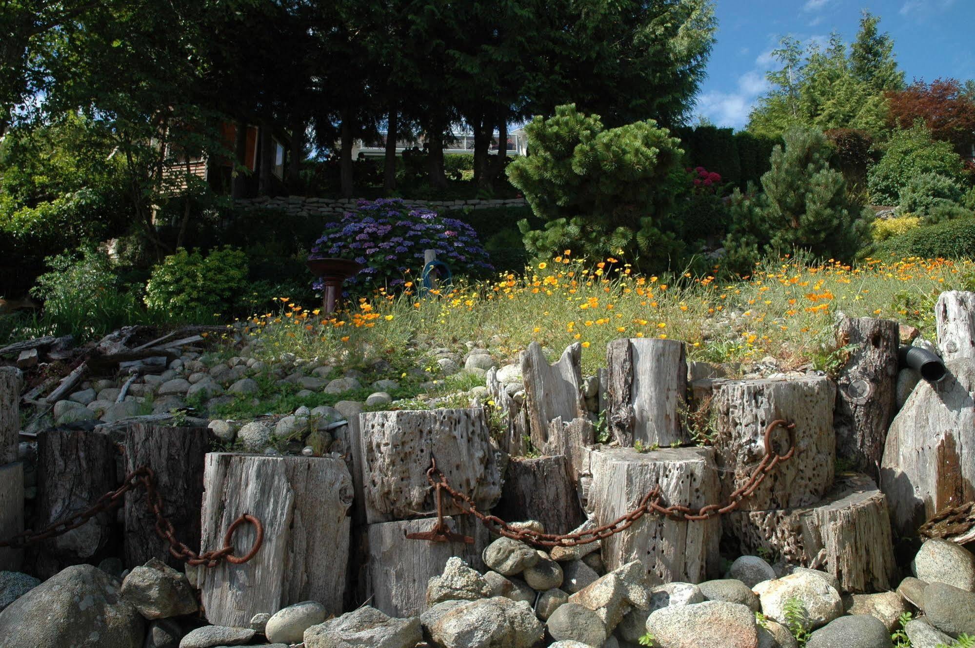 At The Shore Bed And Breakfast Sechelt Buitenkant foto